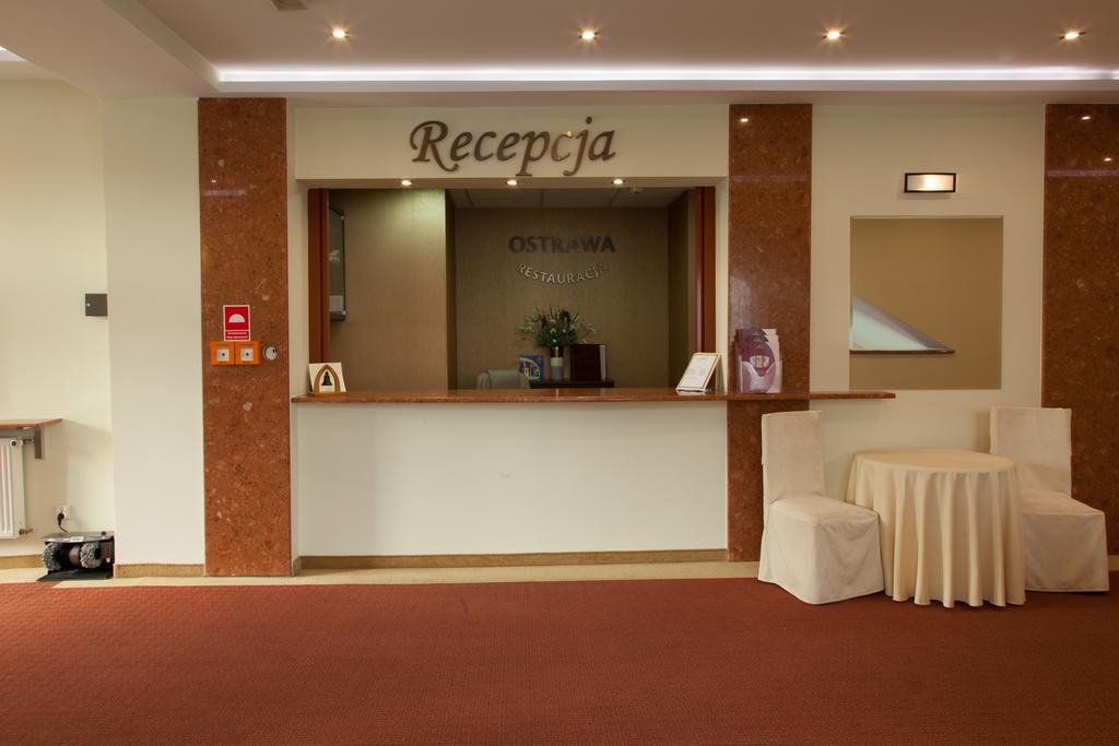 Hotel Ostrawa Wodzisław Śląski エクステリア 写真