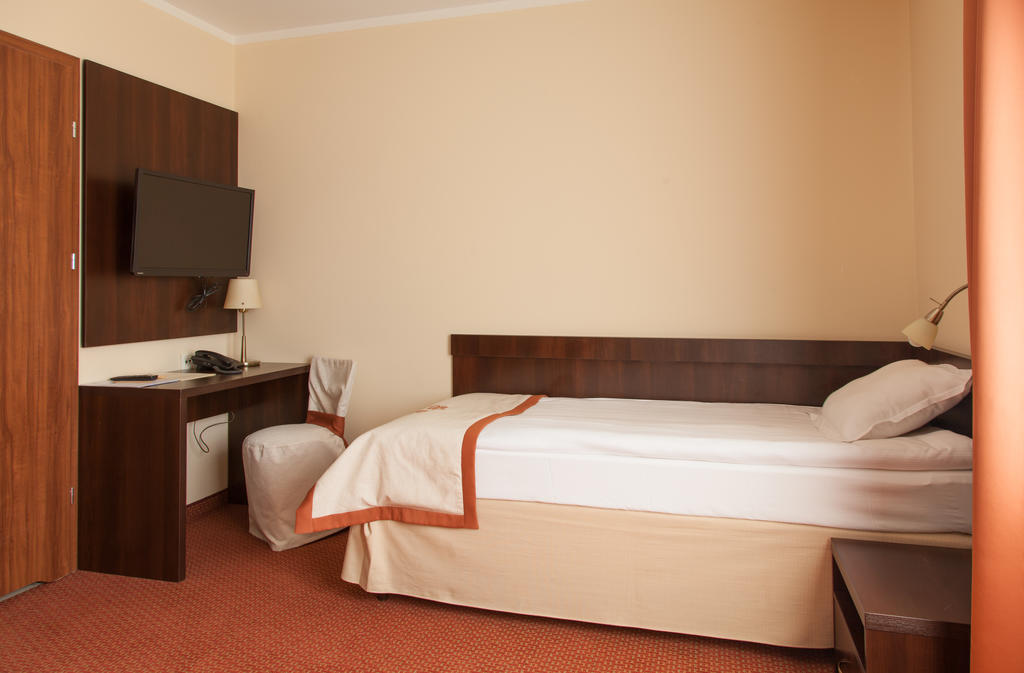 Hotel Ostrawa Wodzisław Śląski 部屋 写真